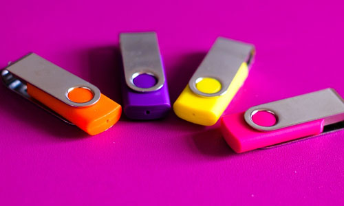 usb minnenmedtryck.se 500 0008 Layer 2 - Använd tryckytan rätt på USB-minnet