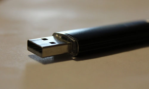 usb minnenmedtryck.se 500 0009 Layer 1 - Använd USB-minne som backup